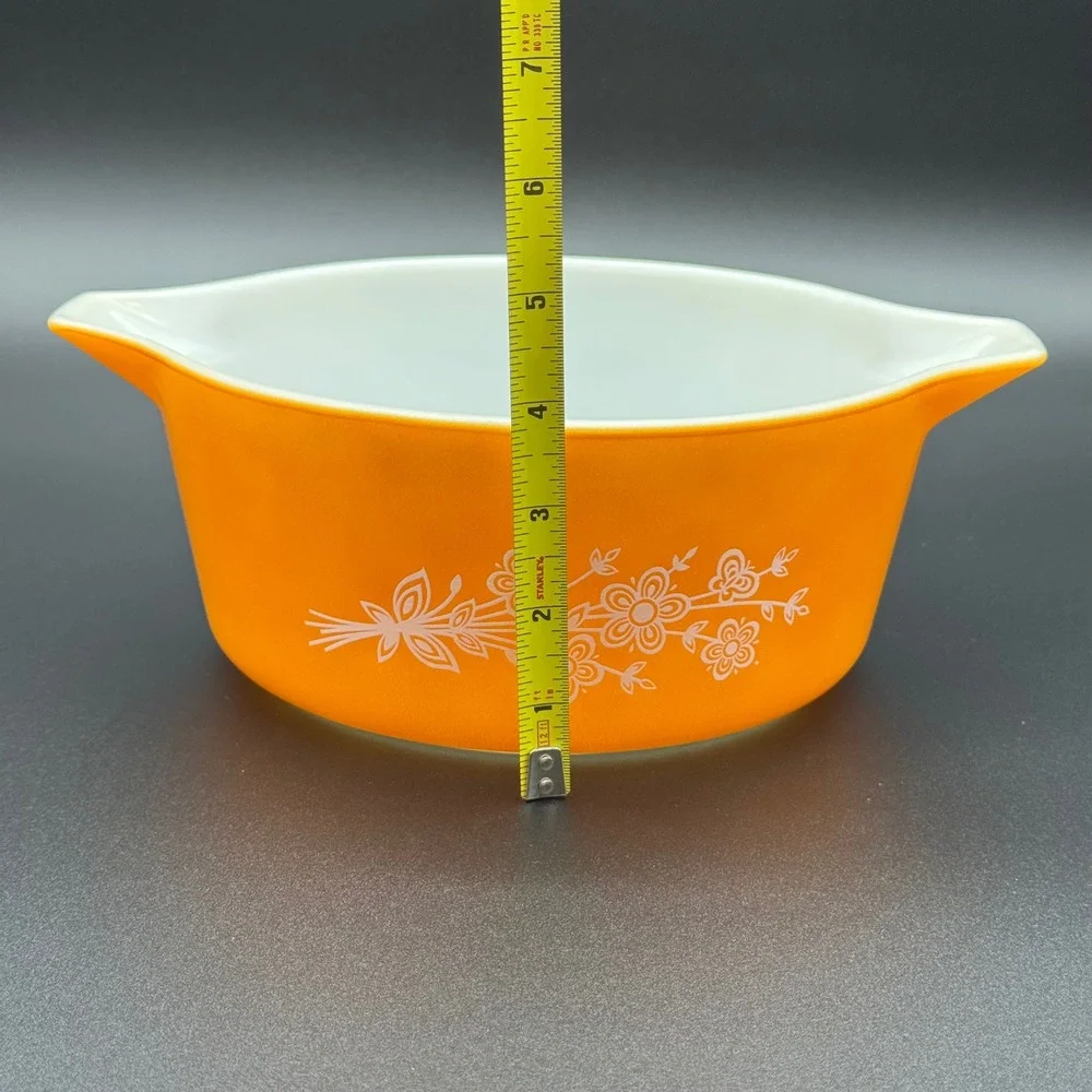 Pyrex Orange Butterfly Gold Casserole Dish 475-B 2.5 Quart Vintage
